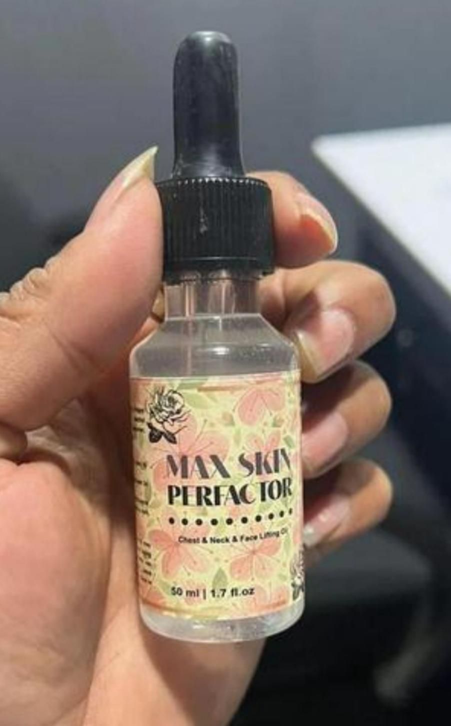 🔥Hot Sale (Buy 1 get 1 free) 🔥- Max Skin Perfector Express Rejuvenation Serum